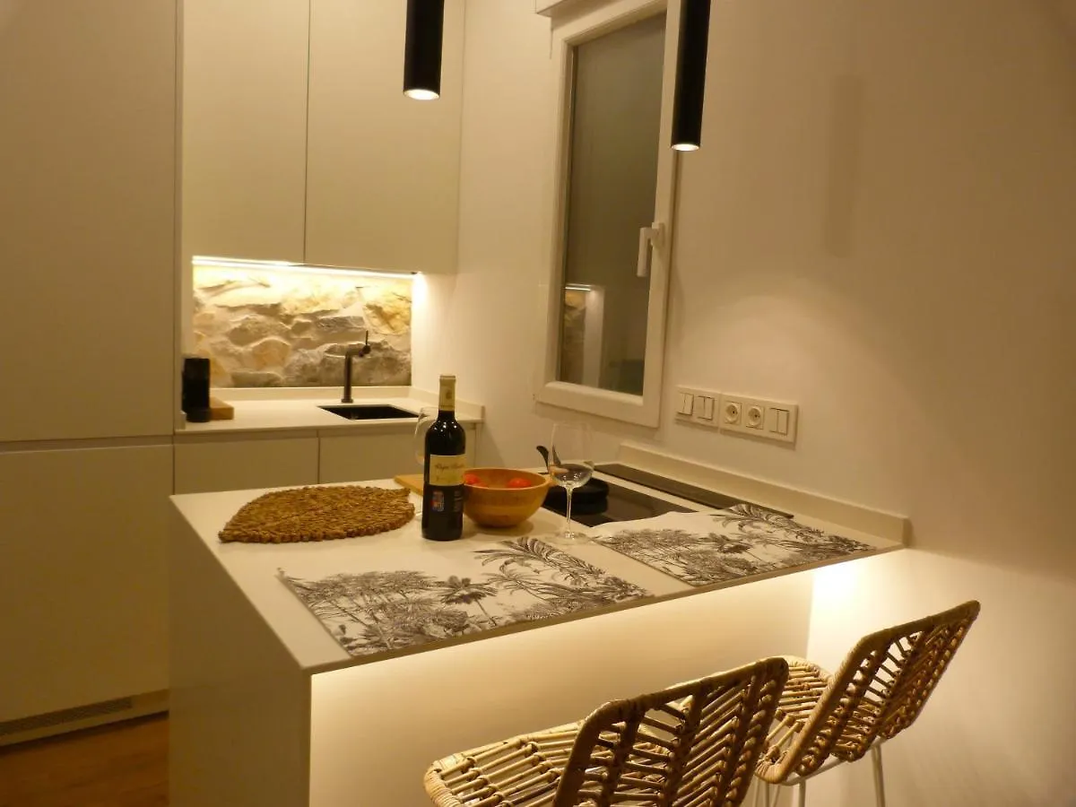 Chic Gran Vía, nuevo apartamento de diseño en Gros by ChicDonosti San Sebastián 0*,  España
