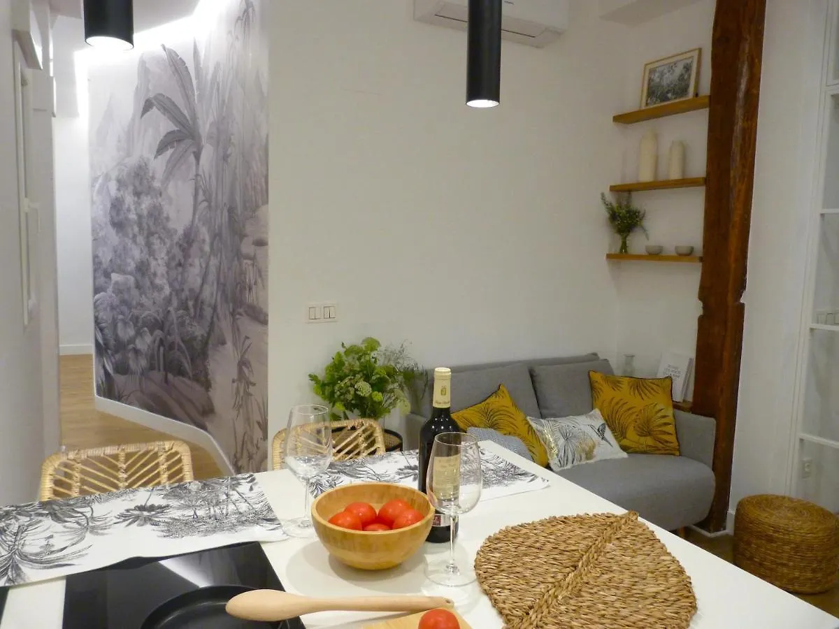 Chic Gran Vía, nuevo apartamento de diseño en Gros by ChicDonosti San Sebastián España